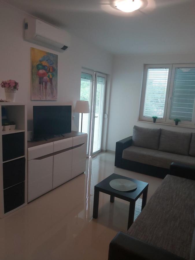 Appartement Adrijana Novalja